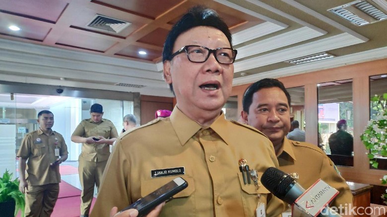Yakin Tak Ganggu Kerja saat Jadi Jurkam, Mendagri: Paling 2 Jam Saja Yakin Tak Ganggu Kerja saat Jadi Jurkam, Mendagri: Paling 2 Jam Saja