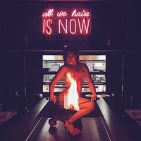 Sophie ketika itu juga merasa kariernya sudah berhenti. Namun tak disangka wanita yang juga fashion influencer tersebut malah ditawari menjadi seorang model. Di akun Instagram, Sophie Lee pun terlihat masih sangat aktif dan percaya diri dalam beraktivitas. Foto: Instagram @sophirelee