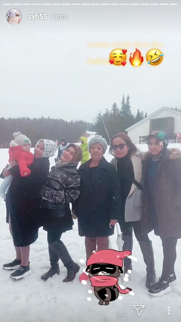 Usai Pernikahan Syahreino, Aisyahrani Main Salju Bareng Keluarga di Jepang
