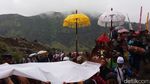Foto: Persiapan Nyepi Umat Hindu Tengger di Bromo