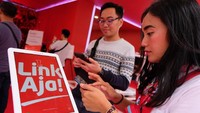 LinkAja dihadirkan untuk melengkapi ekosistem pembayaran digital di Indonesia yang merupakan produk milik Indonesia untuk masyarakat Indonesia. Layanan keuangan LinkAja diharapkan dapat memberikan kemudahan akses terhadap berbagai kebutuhan esensial masyarakat Indonesia, sehingga dapat mengakselerasi inklusi keuangan dan mempercepat terbentuknya cashless society yang diusung pemerintah dalam Gerakan Nasional Non-Tunai (GNNT). Foto: dok. LinkAja