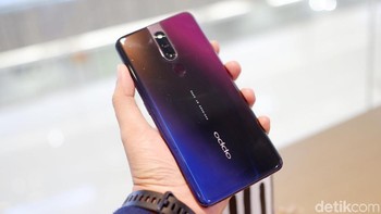 F11 Pro akan dirilis 13 Maret mendatang di Indonesia.  Foto: Adi Fida Rahman/detikINET
