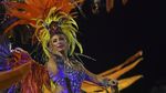 Pesona Para Gadis Penari Samba di Karnaval Brasil