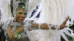 Pesona Para Gadis Penari Samba di Karnaval Brasil