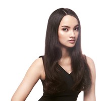 Seperti dikutip dari laman official Puteri Indonesia, banyak orang yang meragukan kemampuan Sabrina dan mengatakan bahwa ia hanya menjadi perempuan pajangan, karena dirinya satu-satunya perempuan di dalam tim saat kompetisi teknologi yang menghasilkan aplikasi Quick Disaster, sebuah aplikasi mitigasi bencana menggunakan perangkat Google Glass. Foto: dok. Instagram @sabrinaanggraini