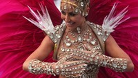 Karnaval Samba telah menjadi festival tahunan yang rutin digelar dan tak pernah sepi peserta atau pengunjung. Amanda Perobelli/Reuters.
