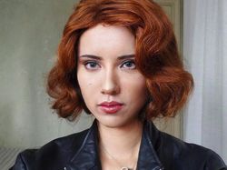 Seperti Bunglon, Wanita Ini Bisa Berubah-ubah Wajah