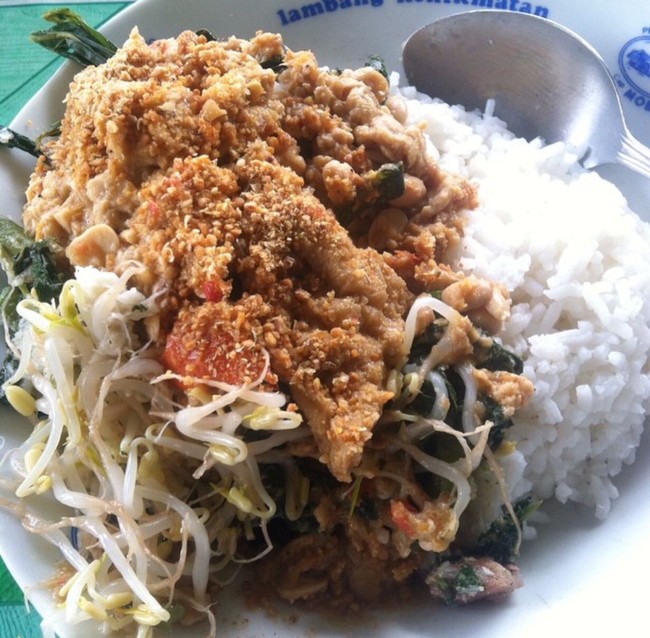 5 Pecel Khas Ndeso, Sarapan Murah yang Selalu Ngangeni