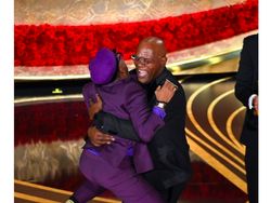 Meme Liverpool Terancam Gagal Juara (Lagi)