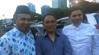 Ia ditangkap polisi karena kasus narkoba. Andi Arief ditangkap terkait penyalahgunaan narkoba jenis shabu-shabu. Penangkapan dilakukan di Hotel Menara Peninsula, Jakarta Barat. Dari foto-foto barang bukti yang tersebar di sosmed, ada juga kondom di meja tersebut. Mei Amelia/detikcom/File.