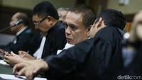 Dalam perkara ini, Irwandi didakwa menerima suap Rp 1 miliar dari Bupati Bener Meriah Ahmadi. Uang tersebut, menurut jaksa, dimaksudkan agar Irwandi Yusuf menyetujui program pembangunan dari DOKA tahun 2018. 