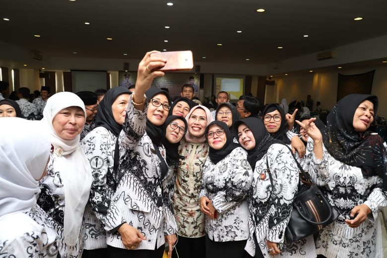 Guru Ngaji, PAUD hingga TPQ di Kabupaten Serang Dapat Insentif Guru Ngaji, PAUD hingga TPQ di Kabupaten Serang Dapat Insentif