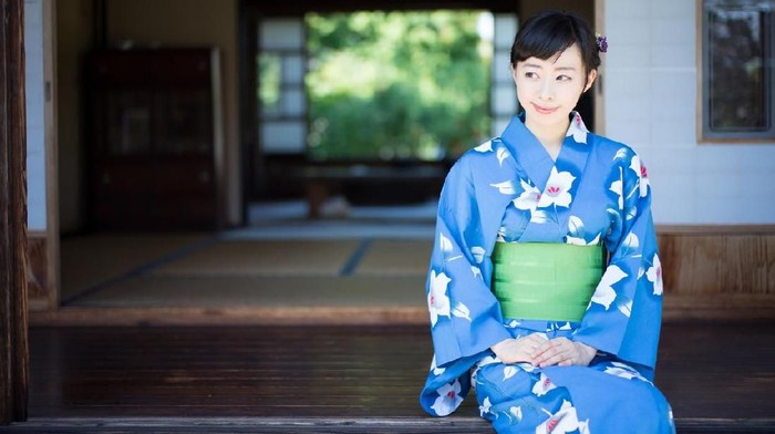 Portrait of a Japanese woman in traditional clothing
