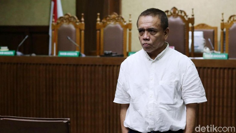 Hakim Cabut Hak Politik Irwandi Yusuf 3 Tahun Hakim Cabut Hak Politik Irwandi Yusuf 3 Tahun