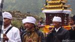 Foto: Persiapan Nyepi Umat Hindu Tengger di Bromo
