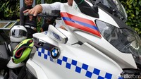 Motor gede (moge) BMW K 1600 B sudah menjadi salah satu armada patroli Korlantas Polri. Foto: Luthfi Anshori/detikOto