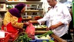 Begini Momen Seru Jokowi dan Iriana Belanja Ke Pasar Tradisional