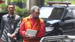 Tahanan KPK Ini Malu Tangannya Diborgol