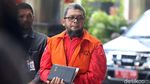 Tahanan KPK Ini Malu Tangannya Diborgol
