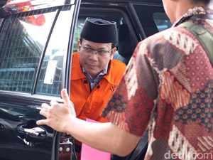 Waket DPR Taufik Kurniawan Seret Ketua PAN Jateng dalam Kasus Suap