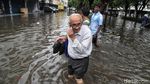 Terendam Banjir, Aktivitas di Ruko ITC Mangga Dua Tetap Normal