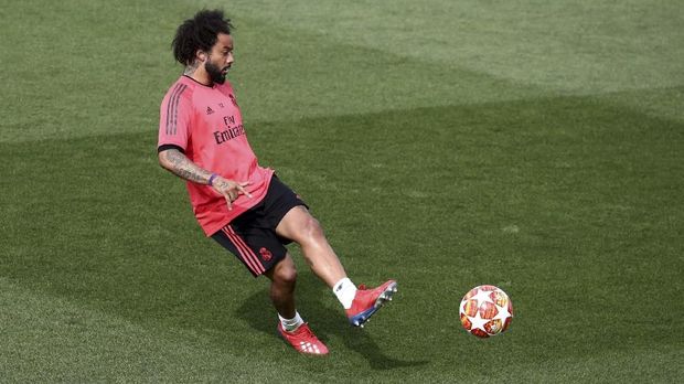 Marcelo sudah mulai kehilangan tempat di posisi bek kiri musim ini.