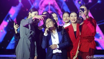 Waktunya selfie. Foto: Grandyos Zafna/detikINET