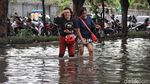 Terendam Banjir, Aktivitas di Ruko ITC Mangga Dua Tetap Normal