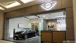 Ada 6 Unit, MINI 3-doors Black Edition Mejeng di Mall Bandung