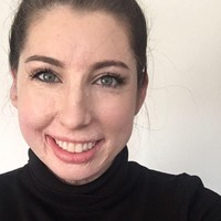 Entah kamu memiliki bekas luka, tanda lahir atau bahkan noda, jangan biarkan jadi penghalang untuk melakukan apapun yang kamu mau, pungkasnya. Foto: Instagram/@catrinpugh