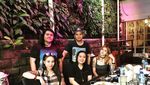 Cantik dan Seksi, Begini Pose DJ Verny Hasan Saat Cicip Makanan