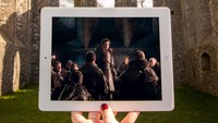 Adegan di mana Robb Stark (Richard Madden) dinobatkan menjadi raja yakni di Inch Abbey, Irlandia Utara. Dok. Instagram/sceneframing