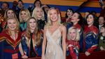 Brie Larson Bawa Pesawat Antariksanya di Red Carpet Captain Marvel