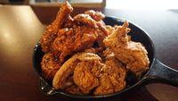 Hangatkan Badan dengan Yangnyeom Chicken yang Pedas Gurih di 5 Resto Ini