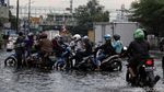 Kawasan ITC Mangga Dua Terendam Banjir