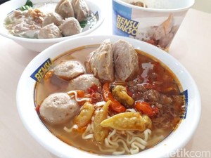 5 Bakso Enak Milik Para Artis, Kamu Sudah Coba?