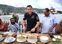 Telur Mata Sapi hingga Nasi Uduk, Ini Menu Sarapan Sederhana Kesukaan AHY