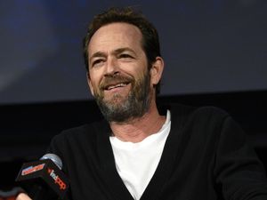 Meninggal di Usia 52 Tahun, Luke Perry Terlalu Muda untuk Kena Stroke?