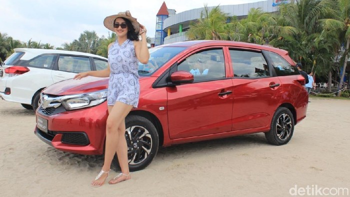 Test Drive Mobilio 2019