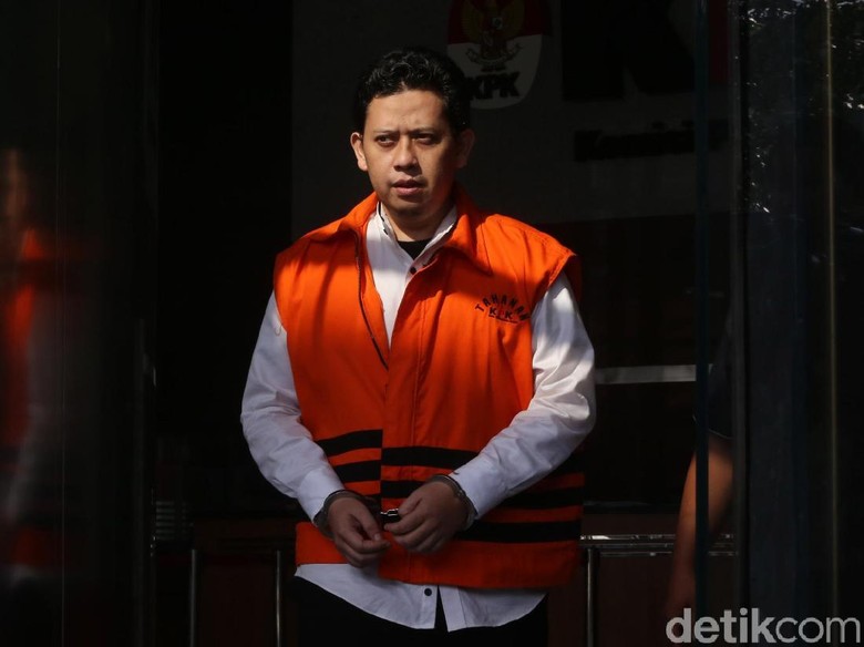 Jejak Hitam Bupati Cianjur Peras Kepsek Rp 6,9 M di Tahun Politik Jejak Hitam Bupati Cianjur Peras Kepsek Rp 6,9 M di Tahun Politik