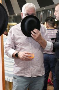 Sosok Ray Kelvin, pendiri Ted Baker.