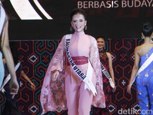 Melihat Kecantikan 15 Finalis Puteri Indonesia Dibalut Gaun Malam
