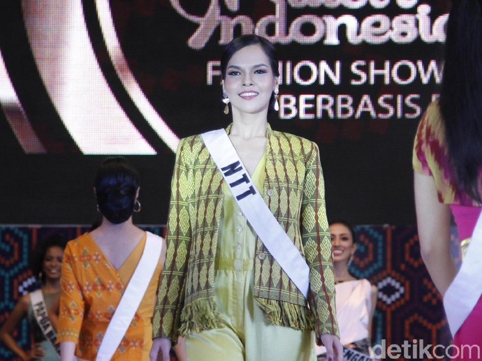Finalis NTT lolos sebagai top 3 Puteri Indonesia 2019. Foto: Mohammad Abduh/Wolipop Finalis NTT lolos sebagai top 3 Puteri Indonesia 2019. Foto: Mohammad Abduh/Wolipop