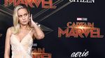Brie Larson Bawa Pesawat Antariksanya di Red Carpet Captain Marvel