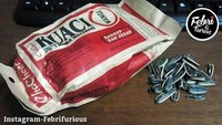 Hayo siapa yang curhatannya kayak makan kuaci. Pacaran lama tapi nggak jadi ke pelaminan. Sedih! Foto: Istimewa