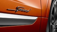 Warna body mobil ini beserta petunjuk tailgate spoiler mengedepankan kualitas performa SUV termewah dunia. Istimewa/Dok. Bentley.
