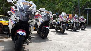 Motor-motor Pelaju Tol Trans Jawa