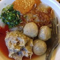 5 Bakso Enak Milik Para Artis, Kamu Sudah Coba?