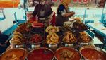 Lamak Bana! Nasi Kapau Berlauk Komplet Buat Makan Siang