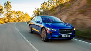 Jaguar I-Pace jadi Mobil Terbaik Eropa 2019